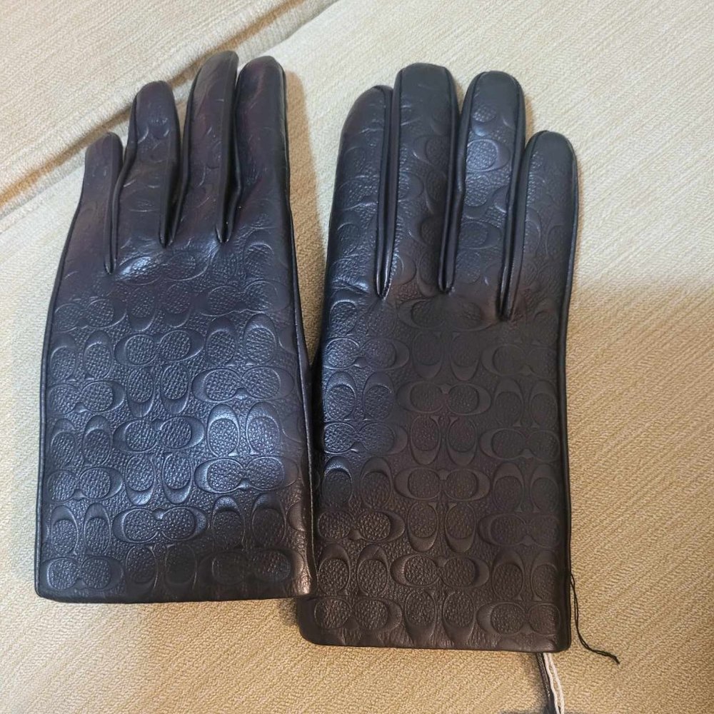 Coach Leather Tech Gloves